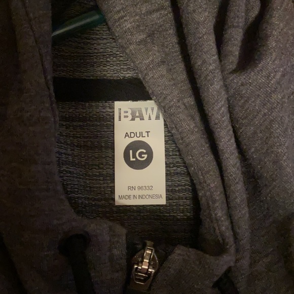 Gray long-sleeve GFS brand zip up - Picture 3 of 4